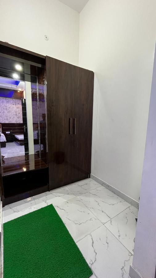 Mangalam Grand Hotel Lucknow Eksteriør billede