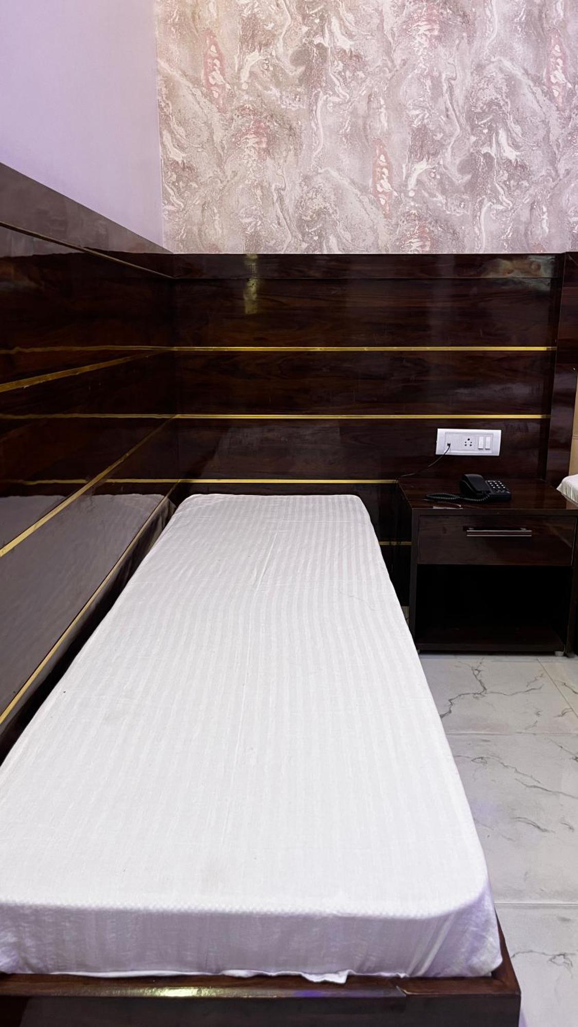 Mangalam Grand Hotel Lucknow Eksteriør billede